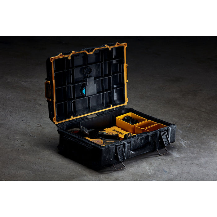 "Chip" Tool Connect Dewalt