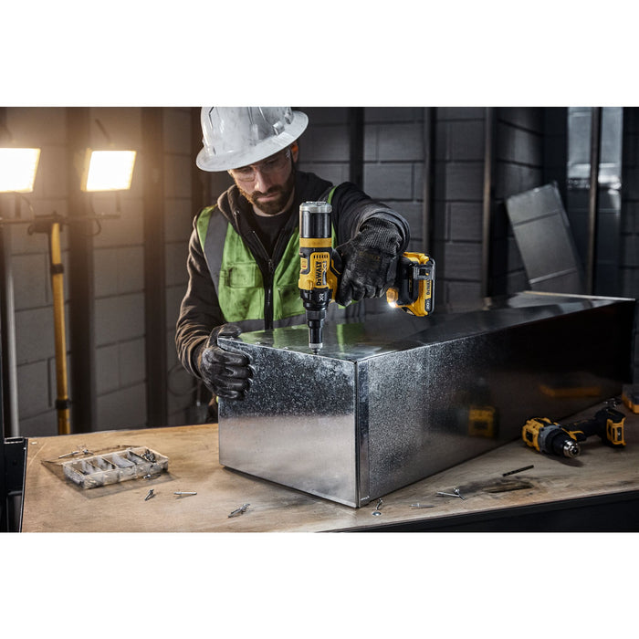 Rivet Tool 3/16" 20V W/ Battery 2.0AH Dewalt