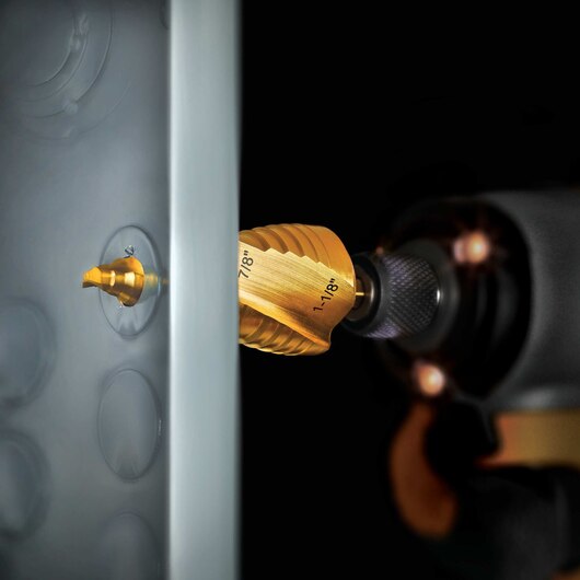 Step Drill 7/8'' X 1-1/8'' Bit Imp Ready Dewalt
