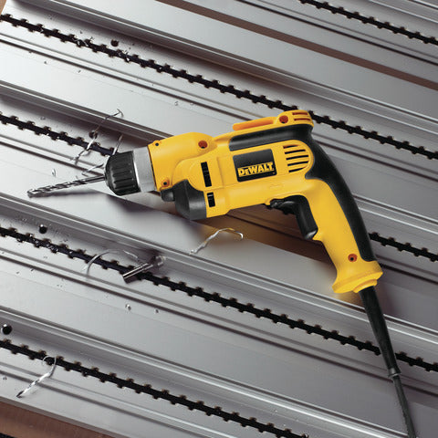 DRILL KEYLESS 3/8" VSR 8.0 AMP DEWALT