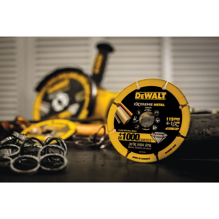 Metal Diamond Cutting Disc 4-1/2" X 7/8" Dewalt