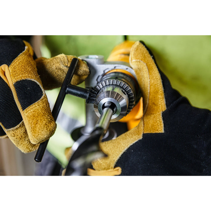 Hammer Drill 1/2" V.S.R. 5.5 AMP Dewalt