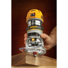 Load image into Gallery viewer, Compact Router 1/4&#39;&#39; Dewalt
