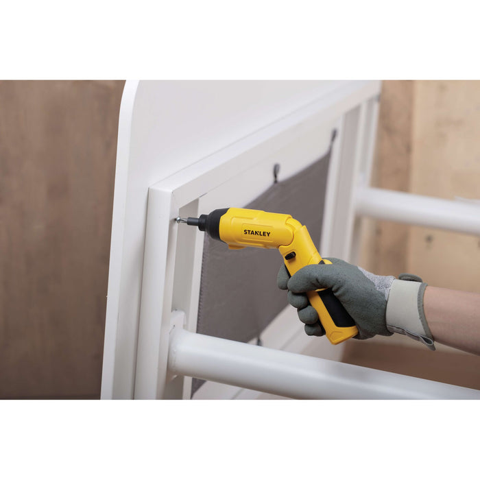 Pivot Screwdriver 4V Lithium Stanley