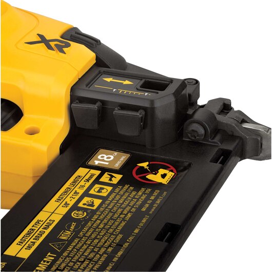 BRAD NAILER 18 GAUGE W/2.0 AH BATTERY DEWALT