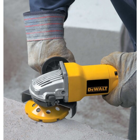 SINGLE ROW DIAMOND CUP WHEEL 4" X 5/8"-11 DEWALT